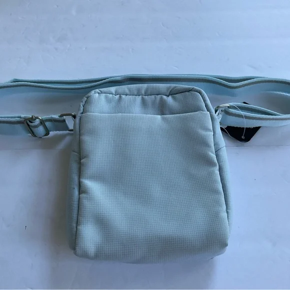Nike shoulder cross bag. Light blue. - Picture 3 of 5